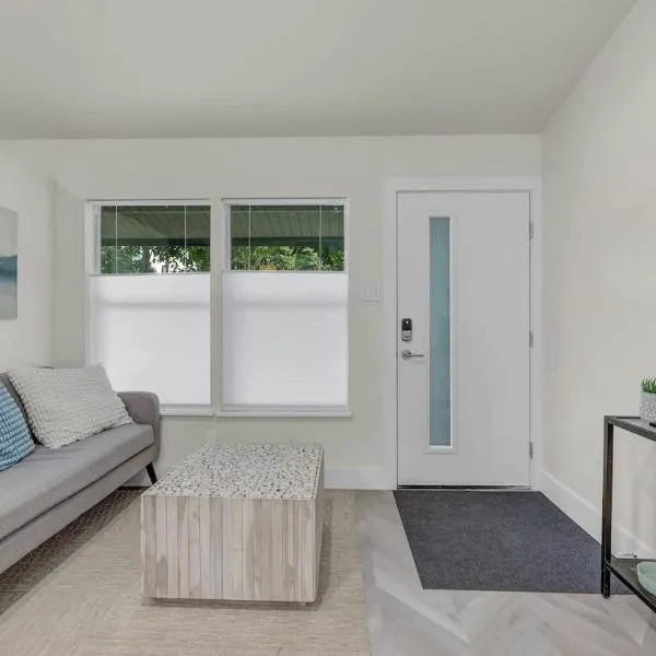 Cozy studio in quiet area - Yard, hótel í Austin
