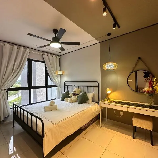 Chic Homestay with Mini Cafeteria at Gamuda Garden, hotel v destinaci Rawang