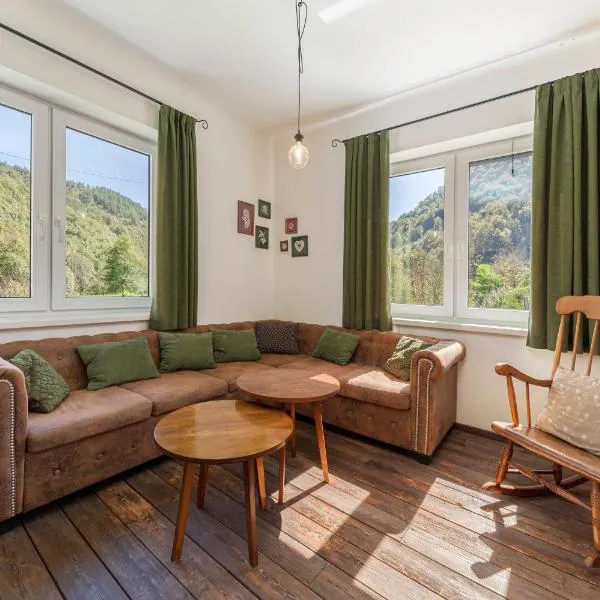 doLodge homestead in the Kolpa River canyon, hotel in Stari Trg ob Kolpi