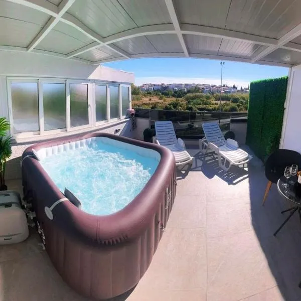 Digital Nomad Friends, hotel in Split