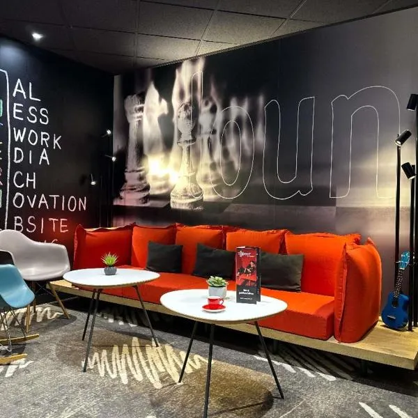 ibis Alençon, hôtel à Aleçon