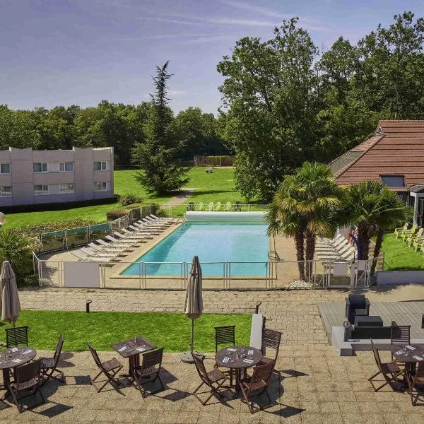 Novotel Fontainebleau Ury, Hotel in Ury