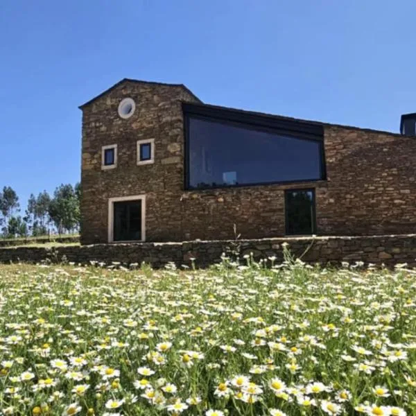 Linhares - Country House Turismo, Natureza e Aventura, hotel u gradu Castanheira de Pera