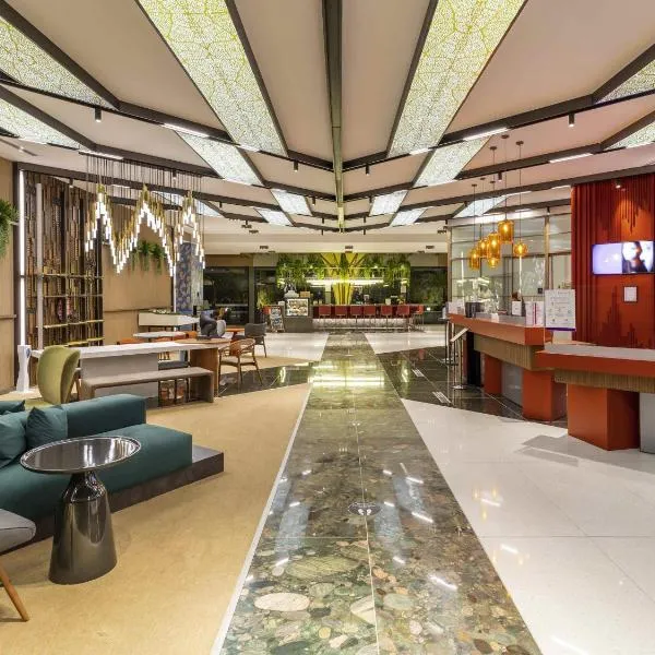 فندق ميركيور طرابزون، فندق في طرابزون