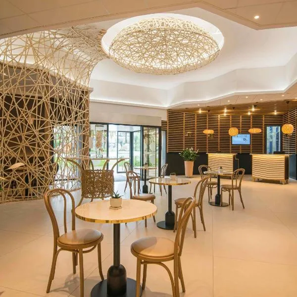 Novotel Nice Arenas Aeroport, hotel in Nice