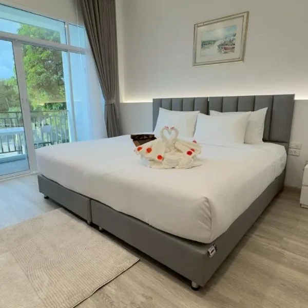 Baan Suan Khun Ta and Golf Resort, hotel din Ubon Ratchathani