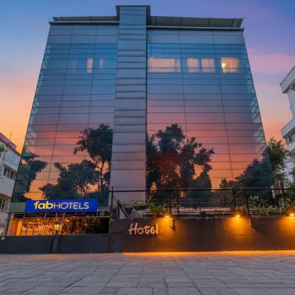 FabHotel Prime Royal Castle - Nr Coimbatore North Railway Station, hotel in Coimbatore