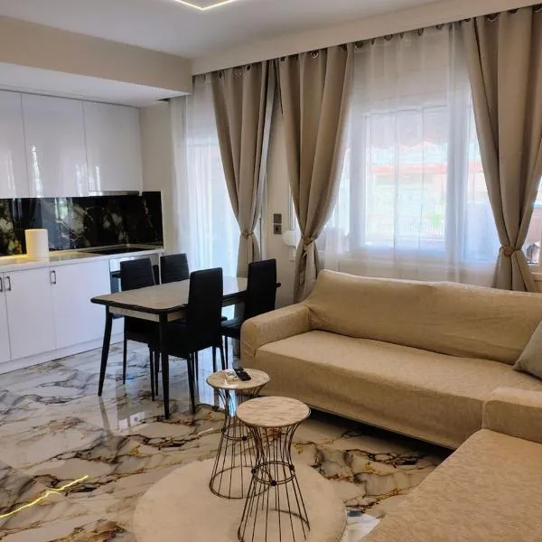 Modern central apartment, hotel en Serres