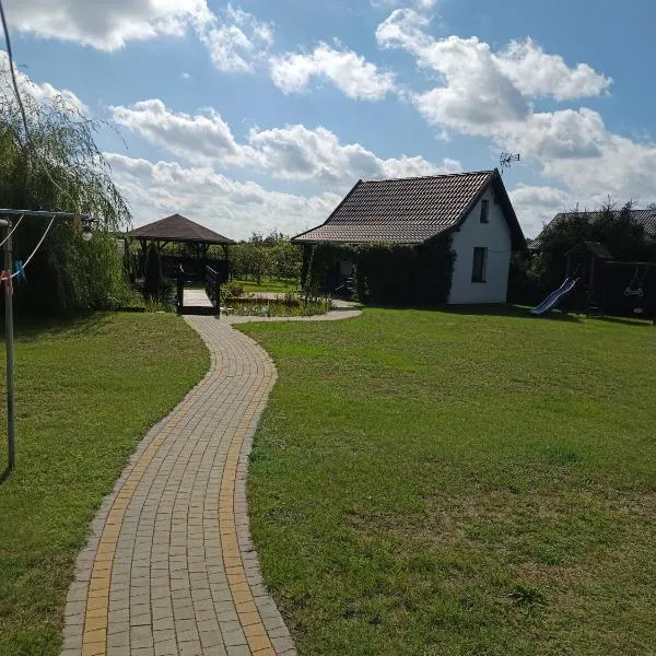 Domek na Mazurach, khách sạn ở Skorka