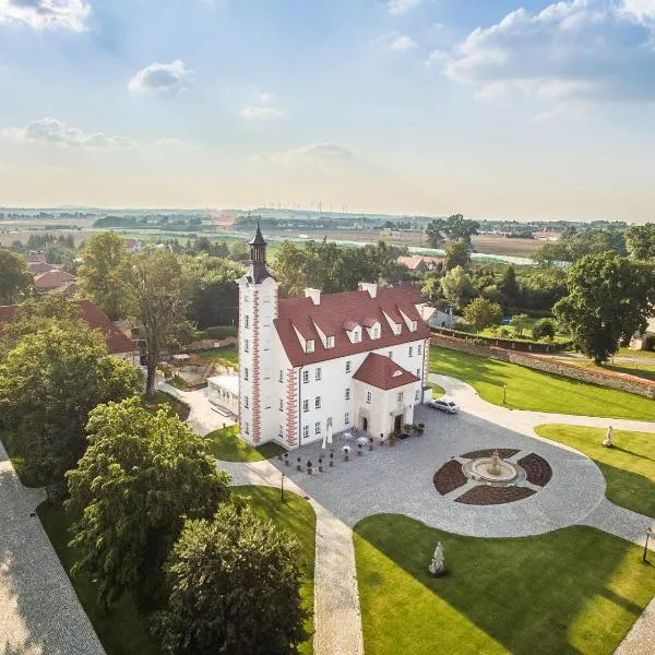 Pałac Łagów, hotel v destinaci Zhořelec