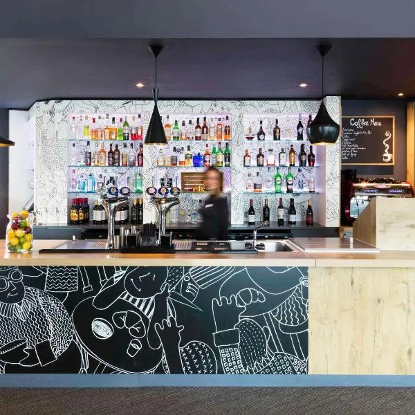 ibis Birmingham Airport Terminal Building - NEC, hotel di Bickenhill