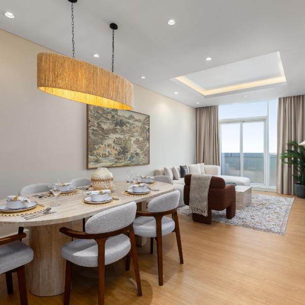 Maison Privee - Chic Downtown Living with Dubai Cityscape Views, Dubai