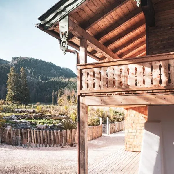 STUBN in der Frasdorfer Hütte, hotel in Frasdorf