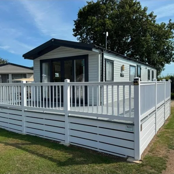 13 West Drive, hotel v destinaci Warsash