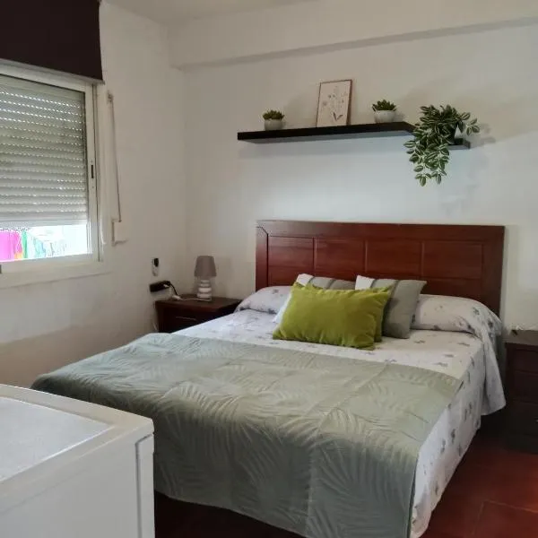 Habitación 1 en piso compartido con acceso Zonas comunes, ξενοδοχείο στη Μαρμπέλλα