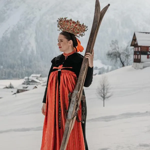 Hotel Tradizio, khách sạn ở Mittelberg