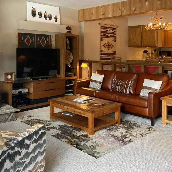 Glacier B, hotel v destinaci Jackson