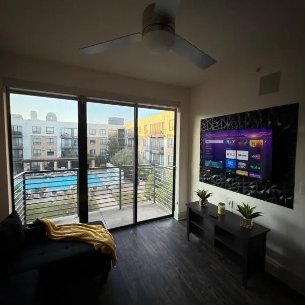 Dallas Loft-Your getaway home, ξενοδοχείο σε Ντάλας