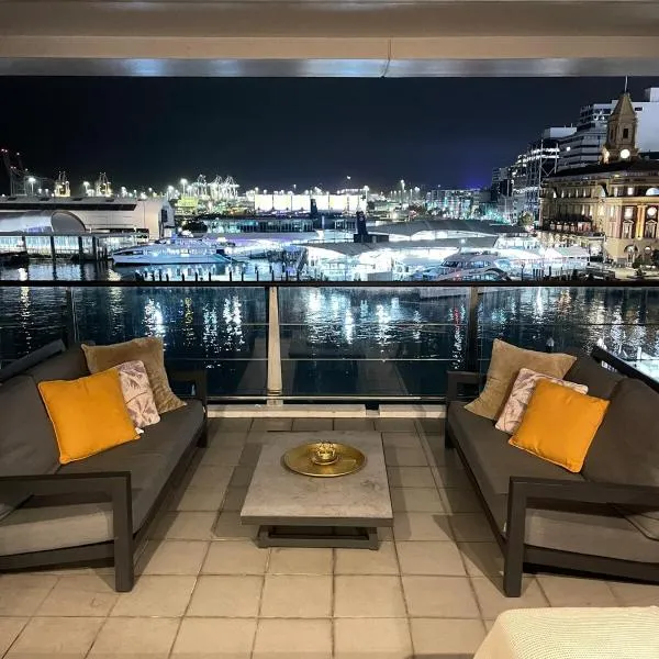 Auckland Stay Princess Wharf- With Skyline Views, hotel in Auckland