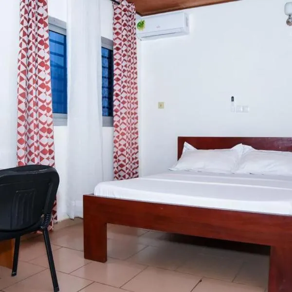 Serenity Guest House, hotel in Yaoundé