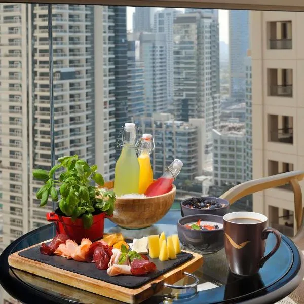 Mövenpick Hotel Jumeirah Beach, hotel in Dubai