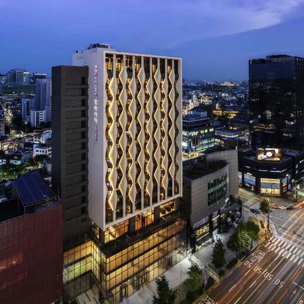Mercure Ambassador Seoul Hongdae, hotel in Seoul
