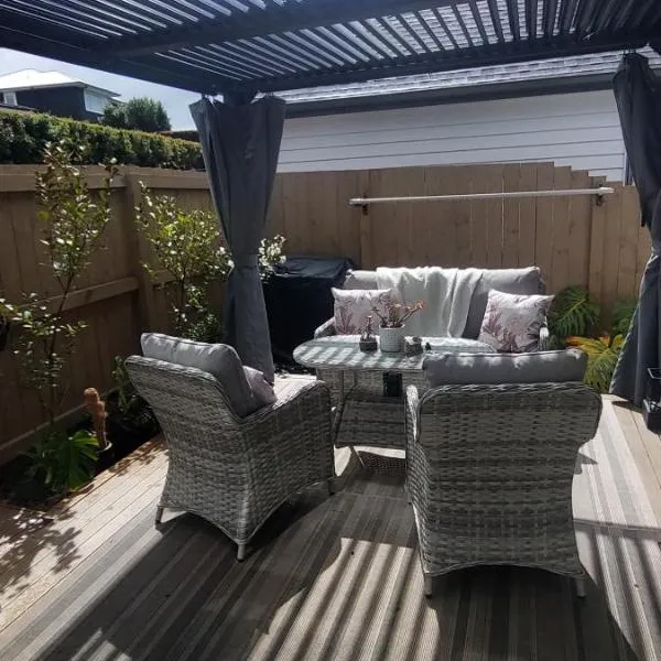 Nature Escape Studio Near Orewa Beach, hotel v destinaci Silverdale