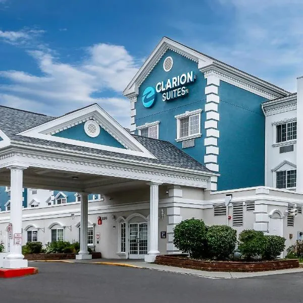 Clarion Suites Anchorage Downtown，位于安克雷奇的酒店