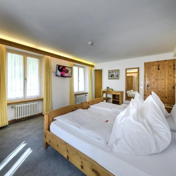 Poschiavo Suisse Hotel, khách sạn ở Poschiavo