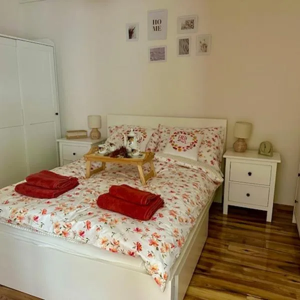 Harmony Suite Apartment, hotel v destinaci Pápa