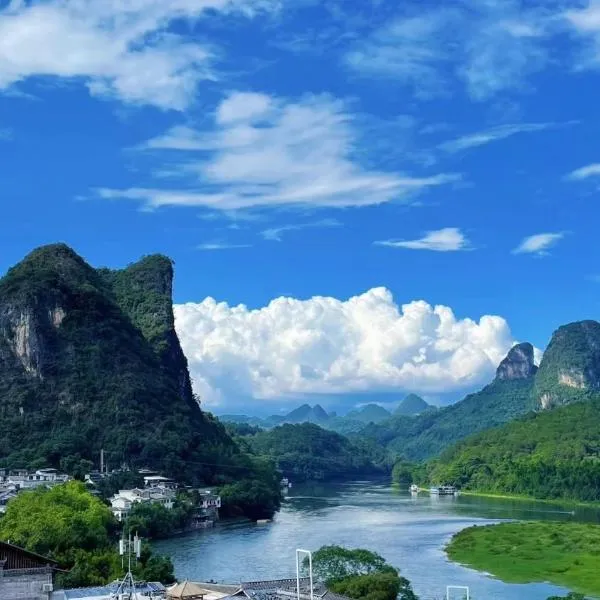 Yangshuo Tea House Inn - By West Street and Li River, hotel v destinaci Jang-šuo