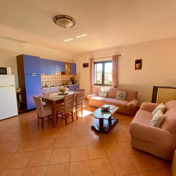 Pupureddu con Terrazza ad Olbia, hotel in Olbia