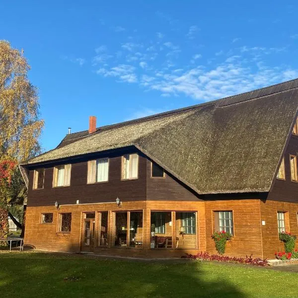 Tauriņkrasti, hotel in Bērzciems