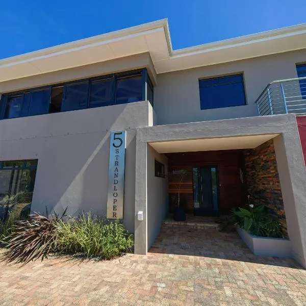 Karibu Self-catering Accommodation, hotel in Hermanus
