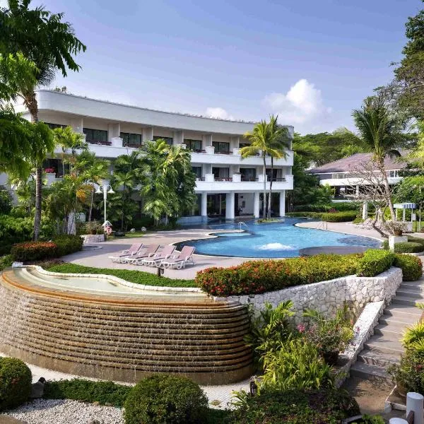 Novotel Rayong Rim Pae Resort, hotel in Klaeng