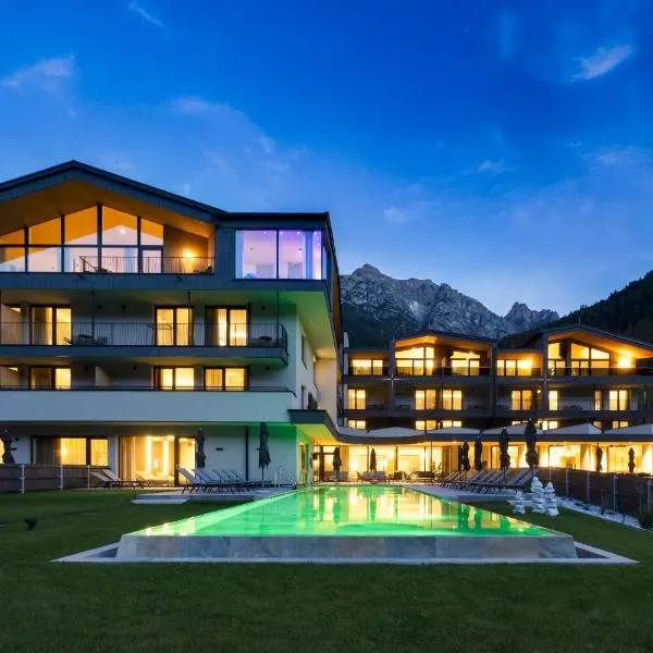 Neueröffnung ELVA PREMIUM APARTMENT HOTEL inklusive Sommerpass STUBAI SUPER CARD、ノイシュティフト・イム・シュトゥーバイタールのホテル