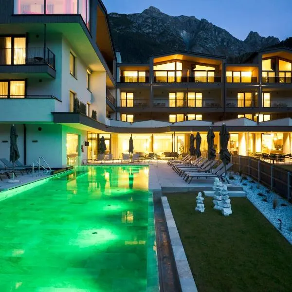 Neueröffnung ELVA PREMIUM APARTMENT HOTEL inklusive Sommerpass STUBAI SUPER CARD, hotel v Neustift im Stubaital