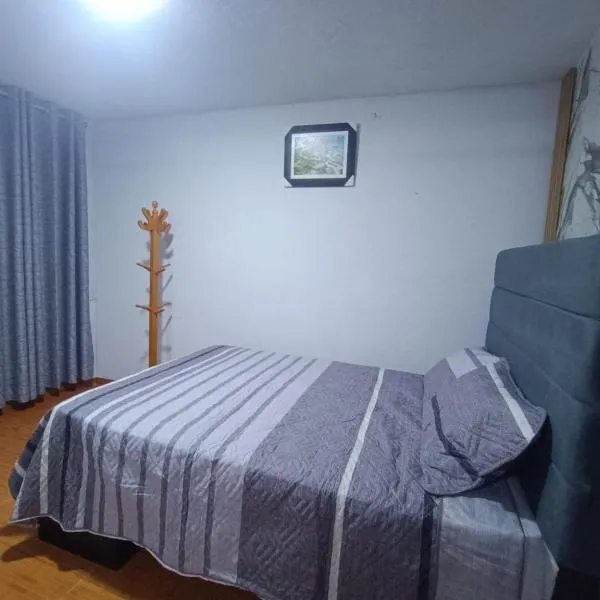 Hospedaje - A y C Taxi Free - Airport - Apartment - ROOM ON THE 1ST FLOOR includes breakfast, hotel in Lima