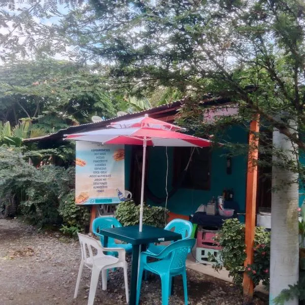 Hostal el Profe, hotel em Capurganá