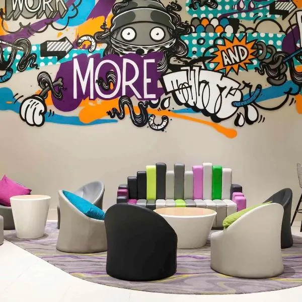 Ibis Styles Jakarta Mangga Dua Square, hotel in Jakarta