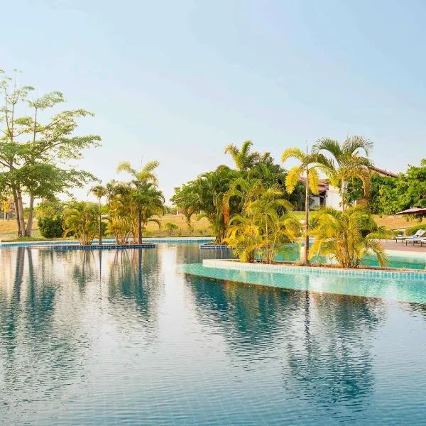 The Lake Garden Hotel Nay Pyi Taw - MGallery Collection、ネピドーのホテル