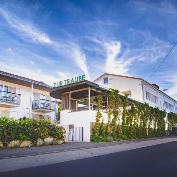 Gasthof Zur Traube, hotel v destinaci Neckenmarkt