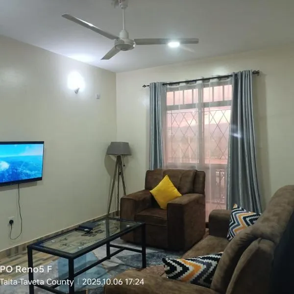 1 Bedroom Fully Furnished Luxurious Apartment Voi Town, hotel in Voi