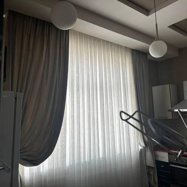 Luxury Apartments، فندق في دوسهانبي