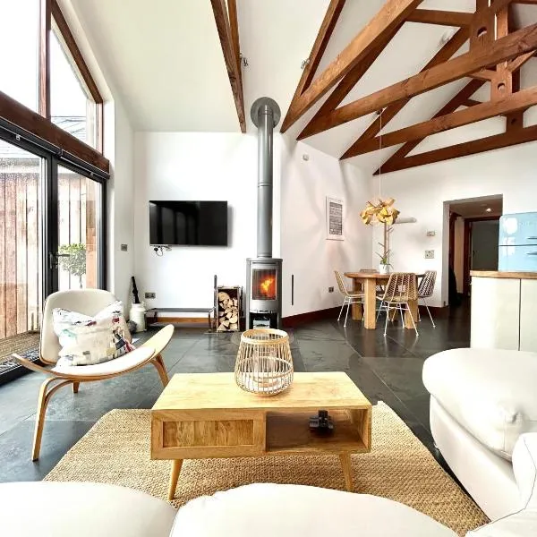 Merlin Farm Cottages short walk to Mawgan Porth Beach and central location in Cornwall, hotel in Mawgan Porth