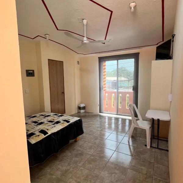 Hostal Color Inn, hotel em Santo Domingo Tehuantepec