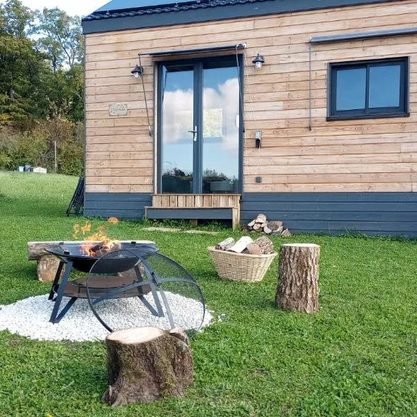Les tiny houses autonomes du val d'or, hotel em Fraignot-et-Vesvrotte