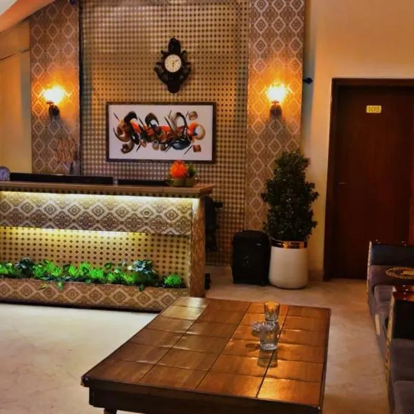 R.M RESIDENCY, hôtel à Lahore