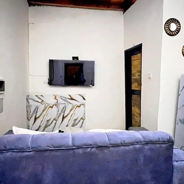 Mezzanine Studio Bonapriso, hotel en Duala
