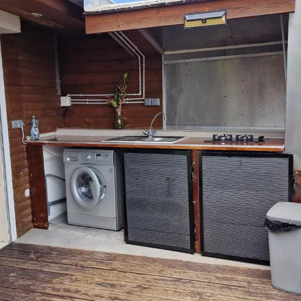 VACANCES PAISIBLES - 1 petit déjeuner offert à partir de 2 nuits, Hotel in Saint-Paul